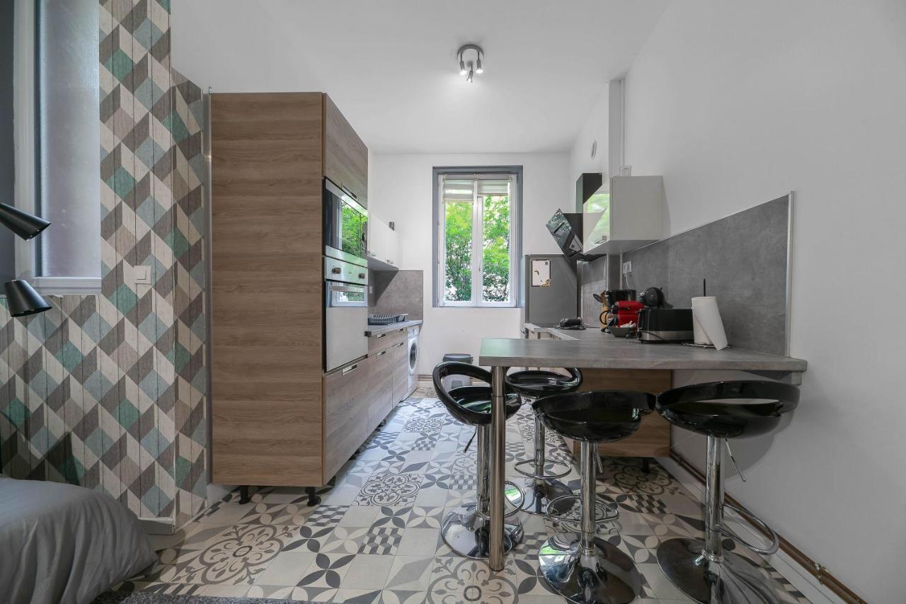 Le Gacon - Appartement Centre Ville 维琪 外观 照片